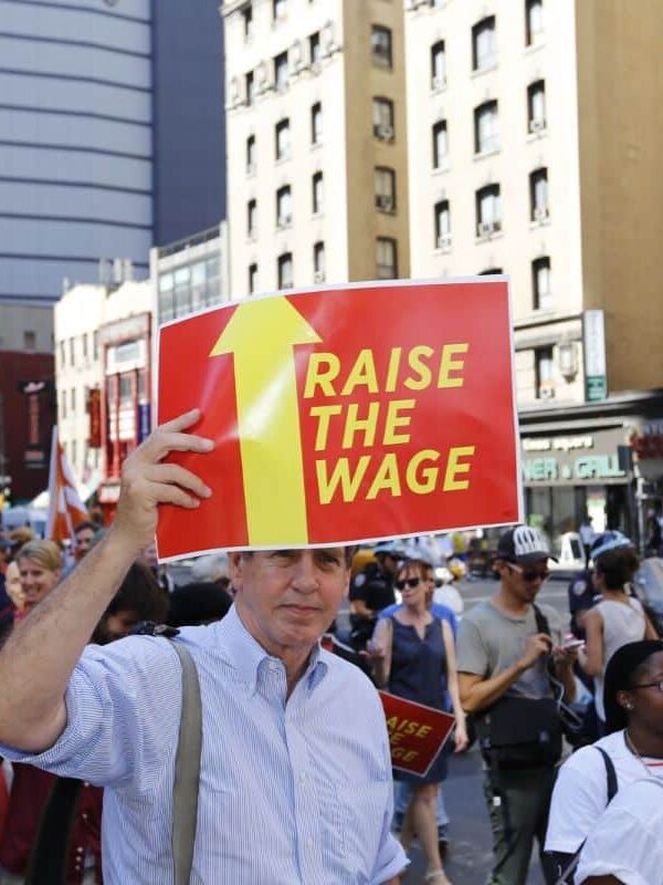 Seattle’s Wage Hike Might Sound Good, But It’s a Nightmare for Restaurants